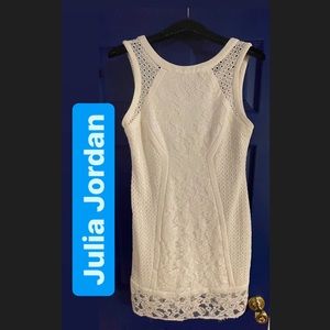 White sleeveless dress Julia Jordan size 6